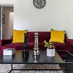 Welcoming 2 Bedroom Apartment In Greater London